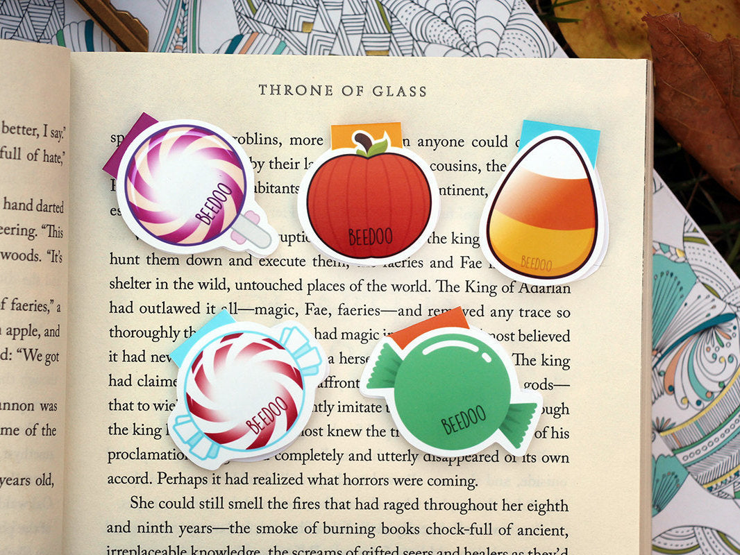 Sweet tooth magnetic bookmarks set