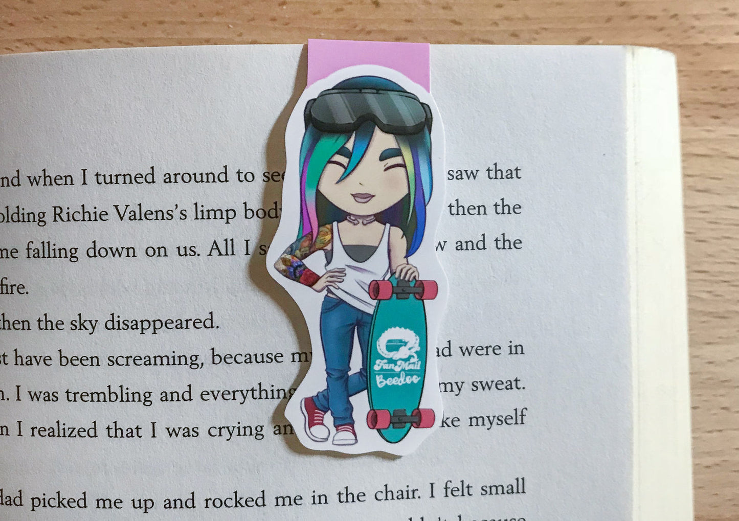 Emika Magnetic Bookmark
